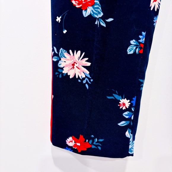 REITMANS Navy floral pants with sides red stripes - Picture 9 of 9